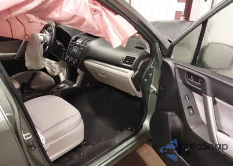 2014 Subaru Forester 2.5I Premium z USA, uszkodzony, nr VIN JF2SJAEC4EH469004